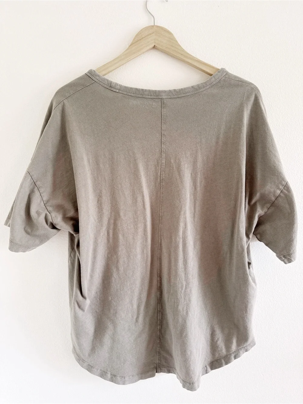 Athleta grey/green Relaxed Crewneck Top medium